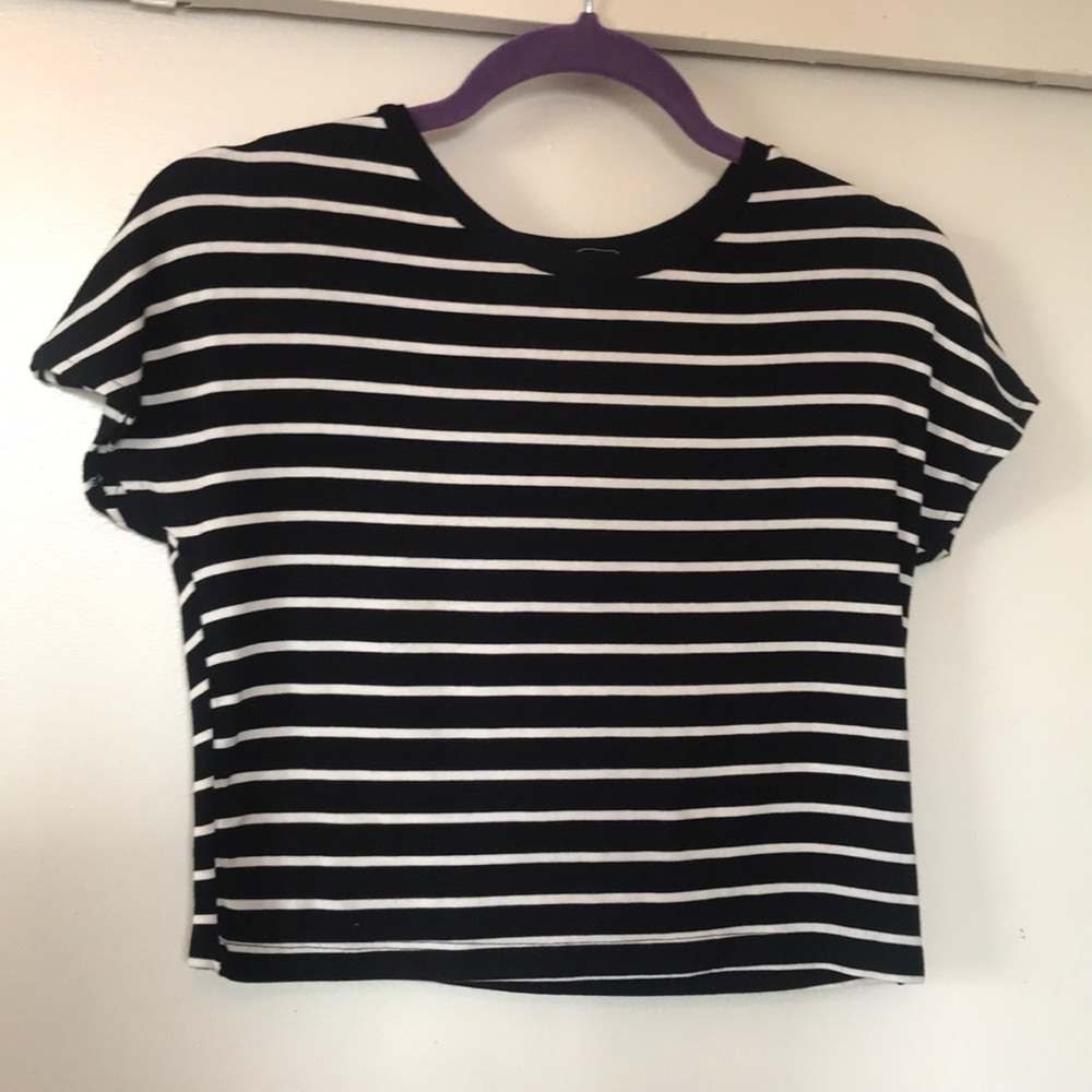 ZARA BLACK AND WHITE STRIPED CROP TOP SHIRT